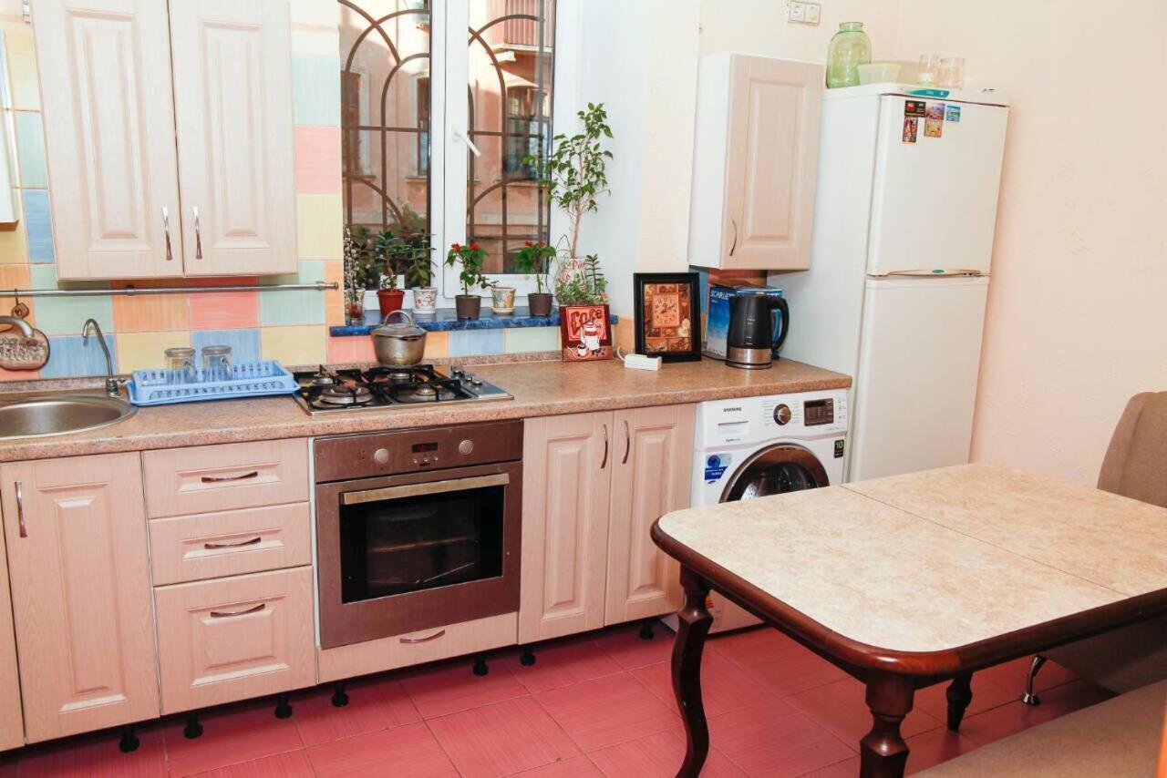 Ланжероновская Угол Дерибасовская Apartment Одеса Стая снимка